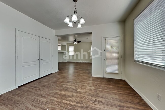 Building Photo - 17403 W Langer Ln