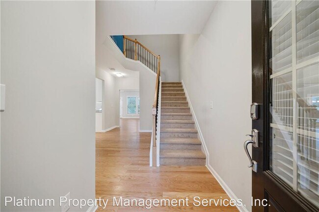Building Photo - 3 br, 2.5 bath House - 1208 Foxcroft Ln