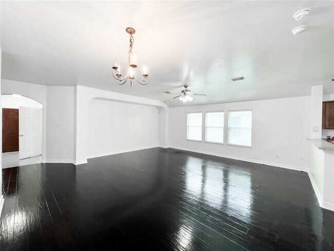 Building Photo - 13919 Tinsley Ct