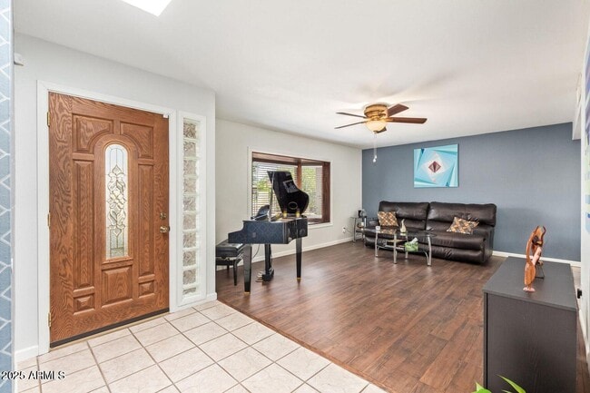 Foto del edificio - 8201 E Montebello Ave