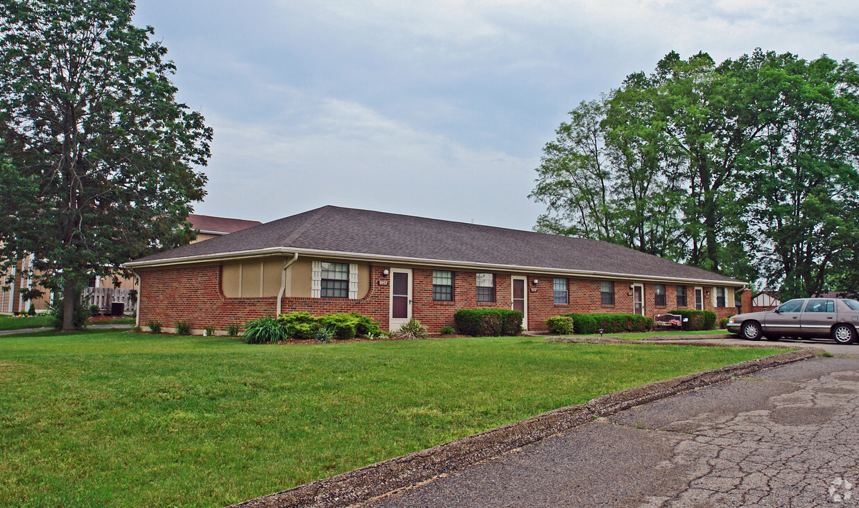 Primary Photo - 8462 Woodgrove Dr
