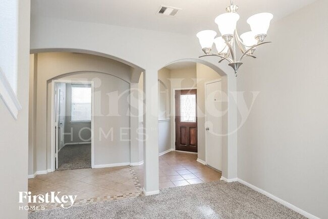 Building Photo - 1217 Stallion Ridge