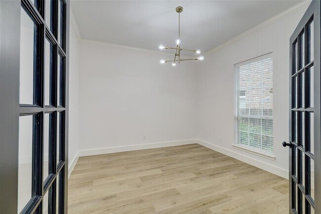 Foto del edificio - 3550 Urban Woods Trail