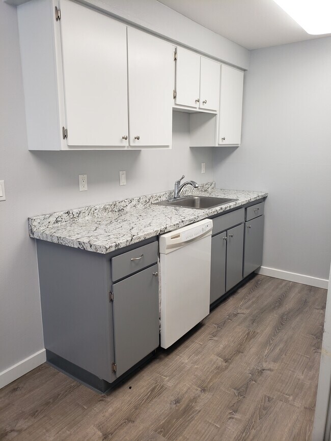 Foto del edificio - 2213 Hawthorne St