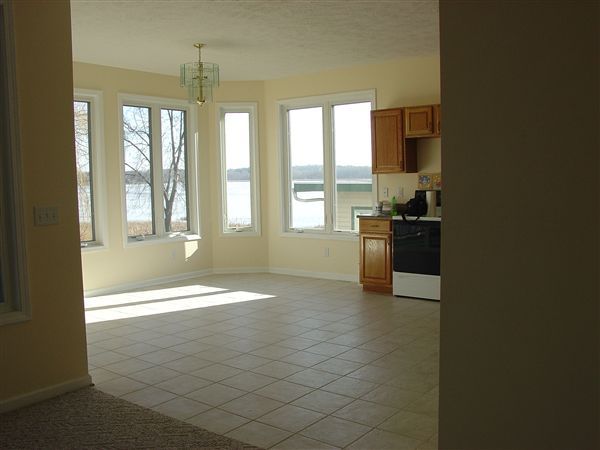 Building Photo - 15507 Outer Dr