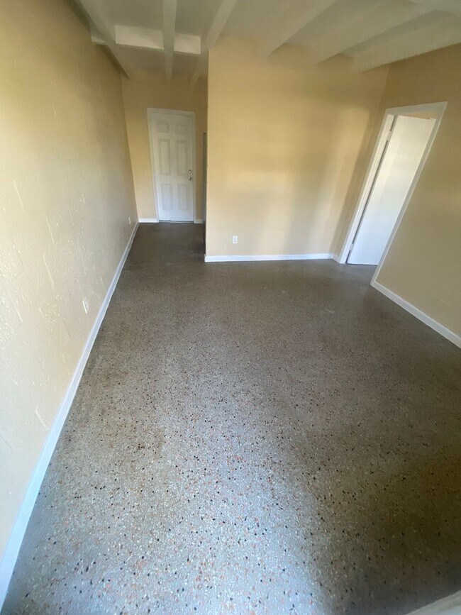 Photo - 2723-2723 Georgia Ave Apartment