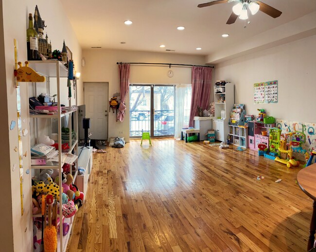 Building Photo - 3434 S Wallace St