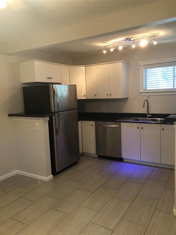 Building Photo - 1502 Heights Blvd