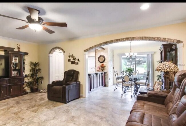 Foto del edificio - Charming 3BR 2.5 bath Townhome in heat of ...