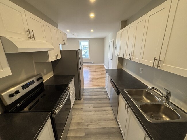 Building Photo - 2307 Elm Tree Rd