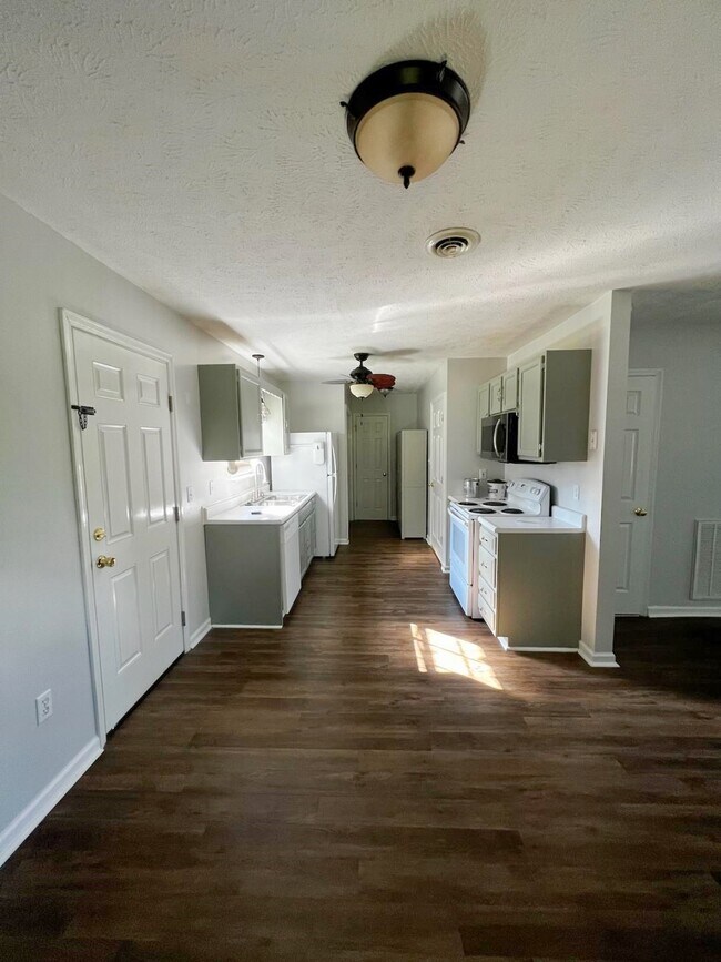 711 Panther Creek Ct, Morristown, TN 37814 Townhome Rentals in