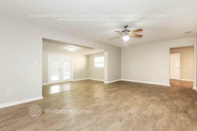 Foto del edificio - 1111 N Parsons Ave