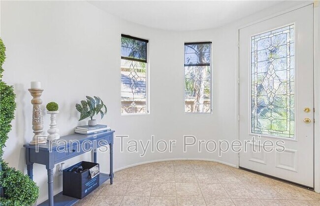 Foto del edificio - 33422 Scarborough Ln