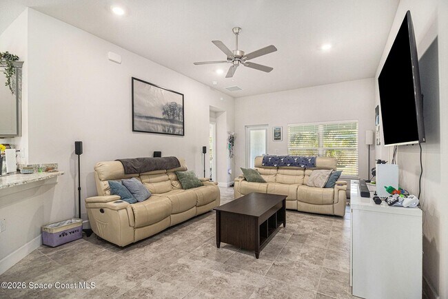 Building Photo - 1041 Tupelo Cir