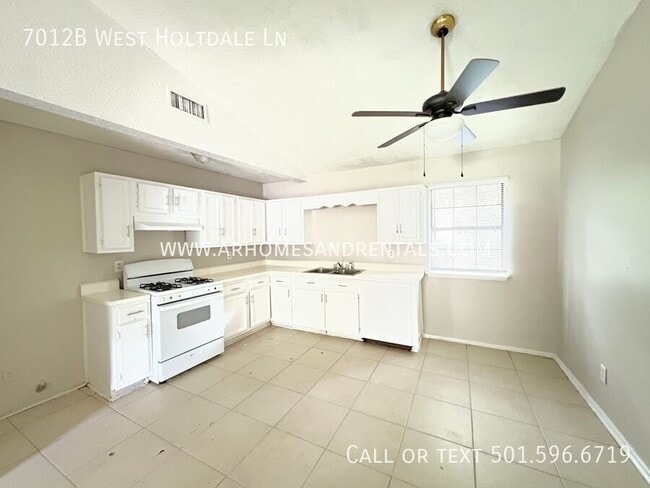 Building Photo - 7012 W Holtdale Ln