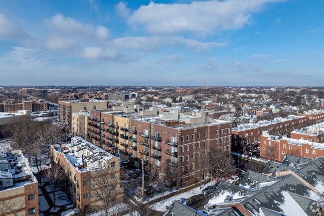 Aerial Context - 1855-1923 W Diversey Pky