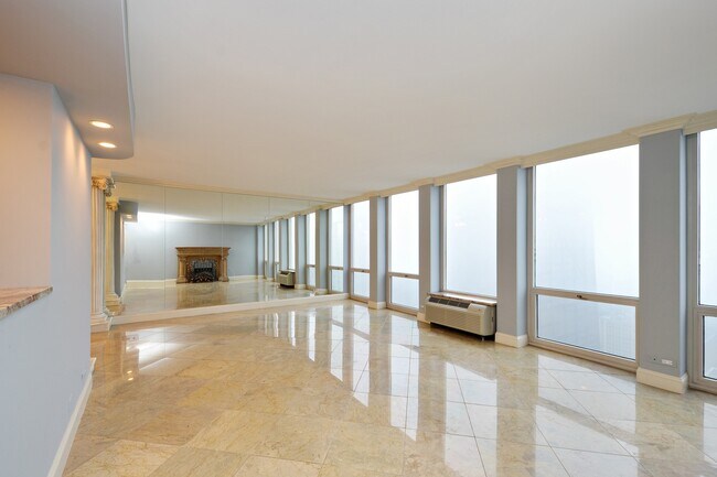 Foto del edificio - 111 E Chestnut St