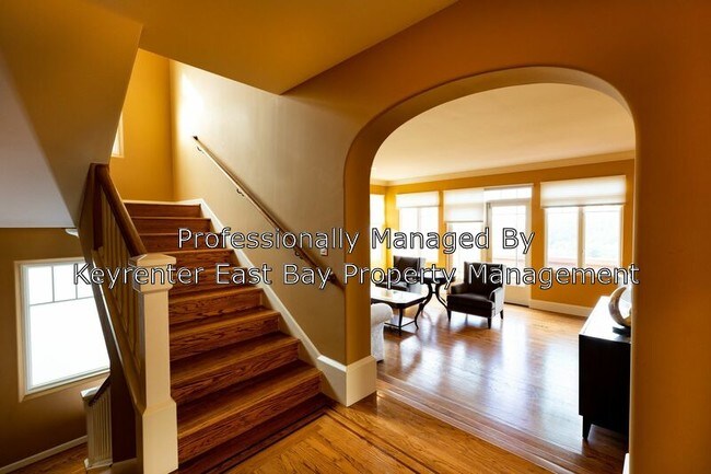 Building Photo - 803 Alvarado Rd