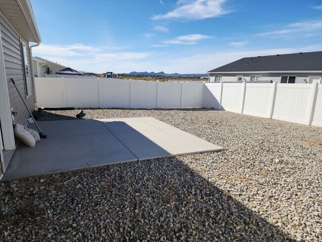 Foto del edificio - Sage Springs 3 Bedroom Home for Rent