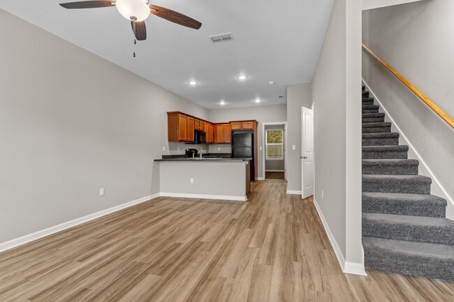 Building Photo - 2217 Del Carmel Way