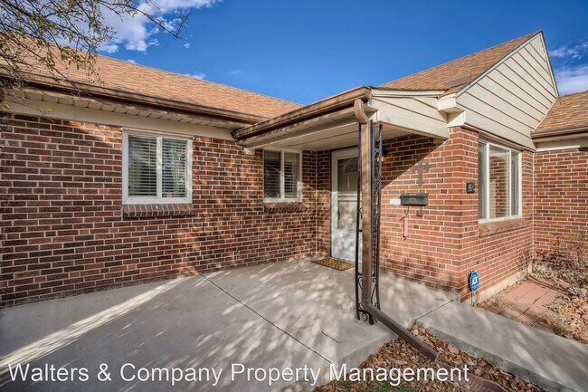 Building Photo - 3 br, 1.5 bath House - 415 S. Decatur Street