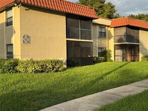 Building Photo - 9716 Hammocks Blvd