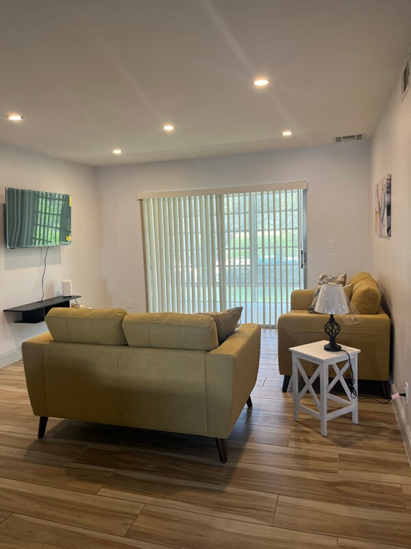 Foto del edificio - 2950 SE Ocean Blvd