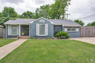 Building Photo - 3704 Park Ln
