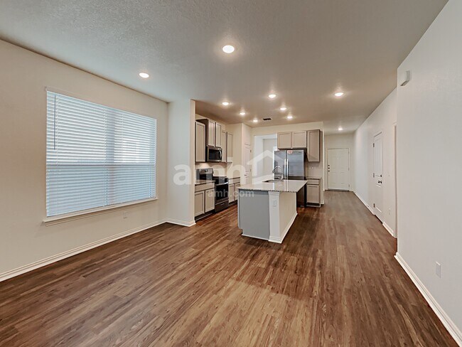 Building Photo - 2719 Geronimo Creek