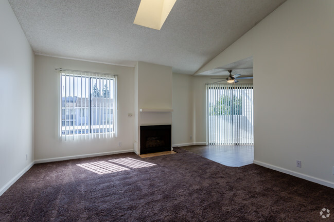 2HAB, 2BA - Plano AX - Highland Orchard Apartments