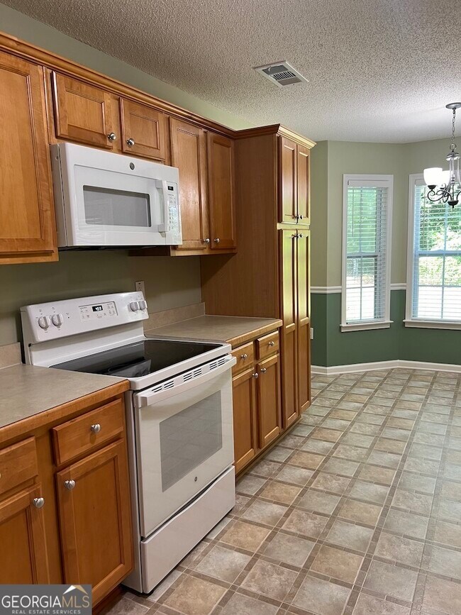 Building Photo - 45 Stonemill Cir