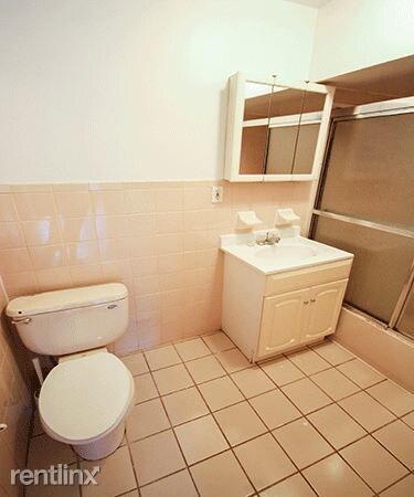 Building Photo - Studio, 1 bath  - 520 E 5th St