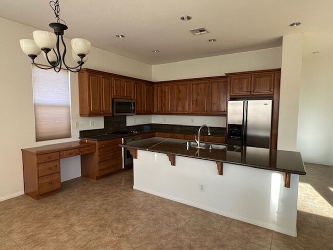 Building Photo - Palm Desert Country Club