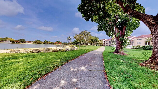 Foto del edificio - 15315 SW 106th Ter
