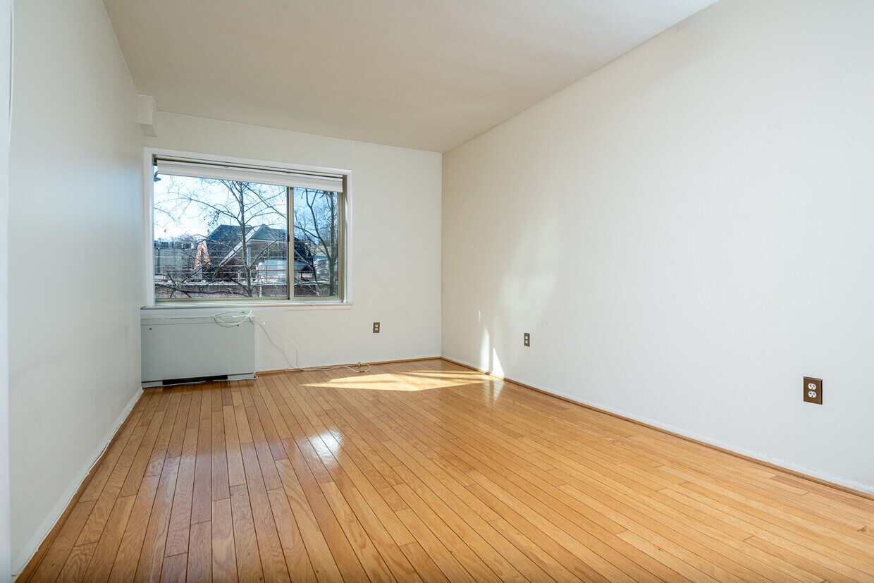2755 Ordway St NW Unit 1, Washington, DC 20008 Condo for Rent in