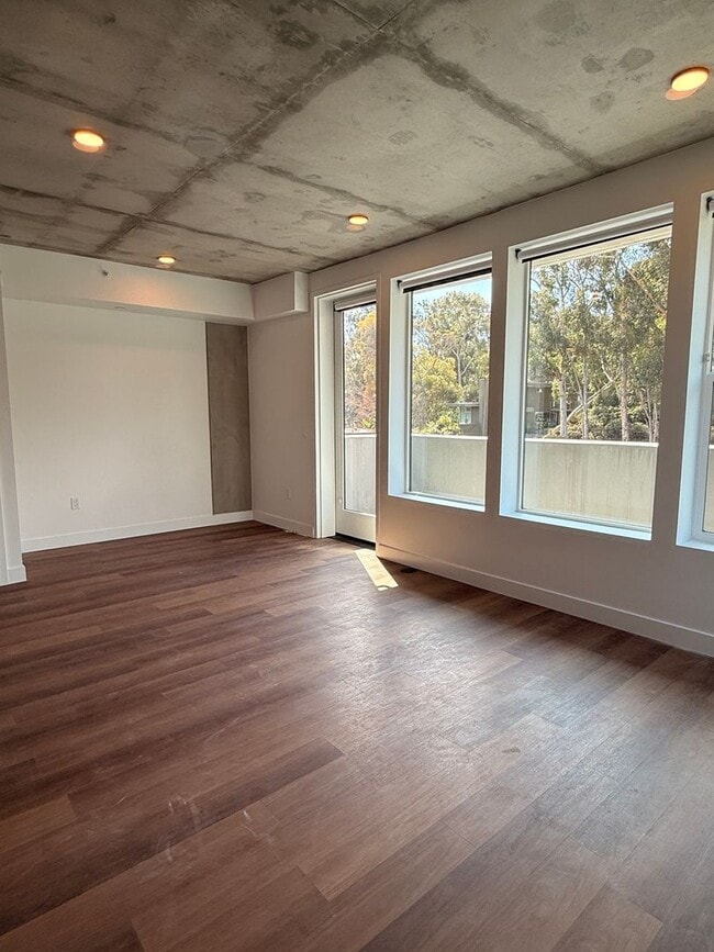Interior Photo - Rainford Apartments