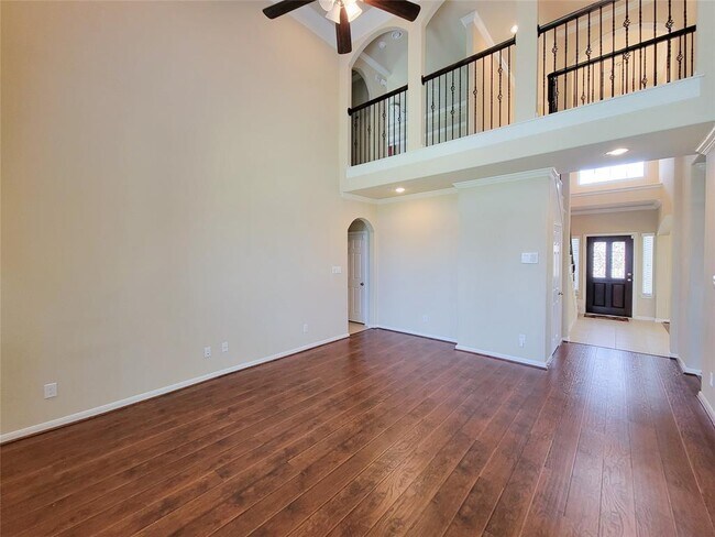 Building Photo - 18918 Oakland Manor Ln