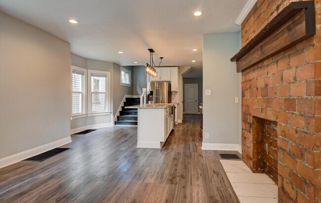 Foto del edificio - 719 Fairwood Ave