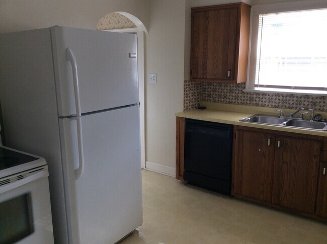 Foto del edificio - Broad Ripple - 2 BR bungalow