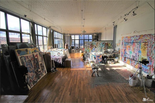 255 Mckibbin St Unit 201 Brooklyn Ny 11206 Apartment For Rent In Primary Photo 255 Mckibbin St