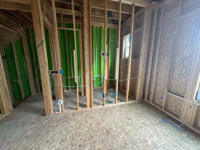 Building Photo - 12125 Ridge Rd