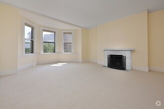 Building Photo - 39 Marlborough St