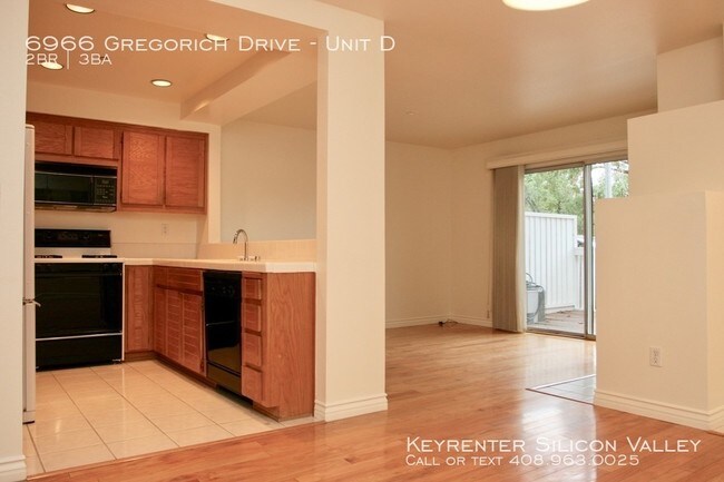 Building Photo - 6966 Gregorich Dr