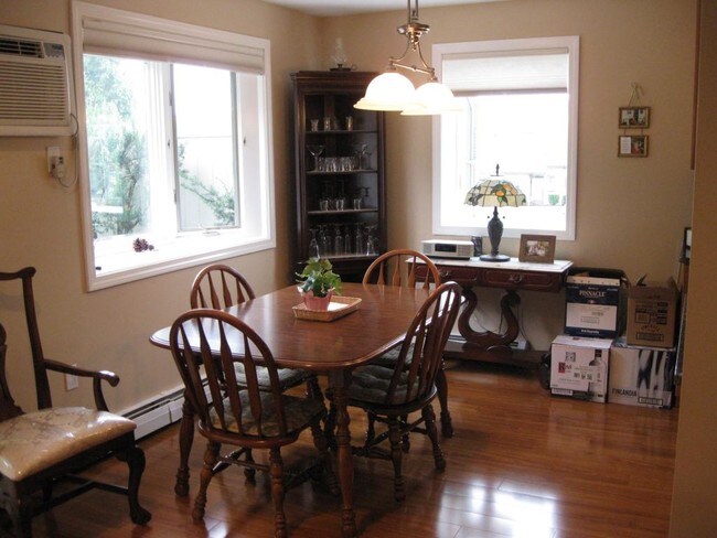 Foto del edificio - 10 Tideview Dr