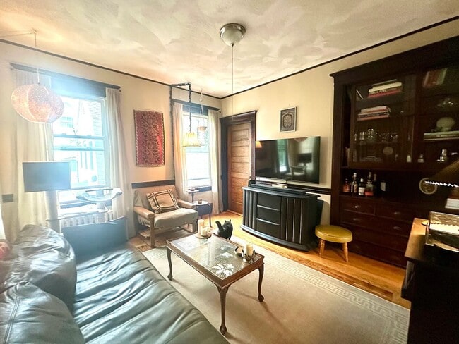 3-bedrooms - 2nd floor - Oak Square BRIGHTON - 3-bedrooms - 2nd floor - Oak Square BRIGHTON House
