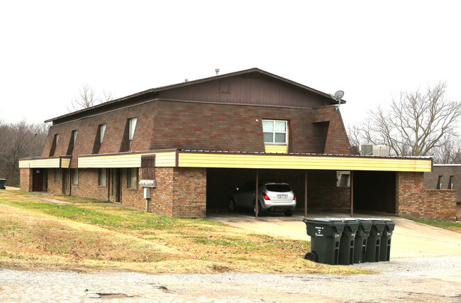 Building Photo - Hilltop Apartments