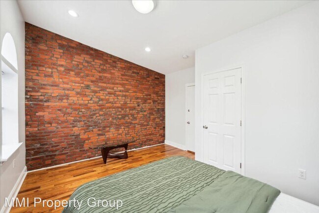 Building Photo - 4 br, 2 bath House - 3209 W Montgomery Ave...