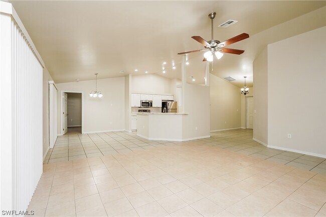 Foto del edificio - 660 Ironwood Ave S