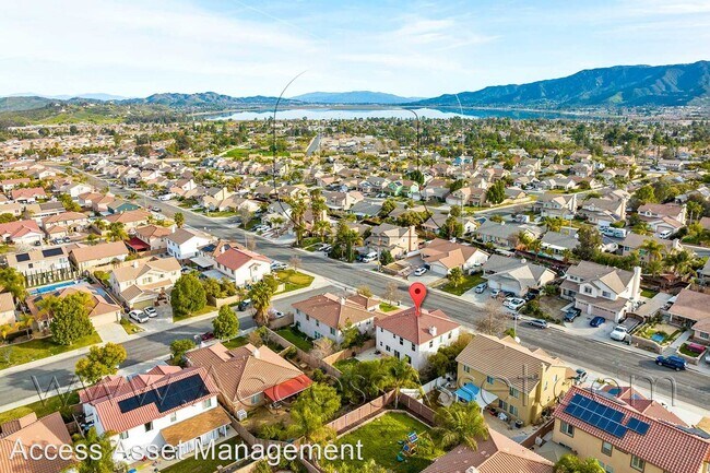 Foto del edificio - 3 br, 2.5 bath House - 15234 Washington Ave.