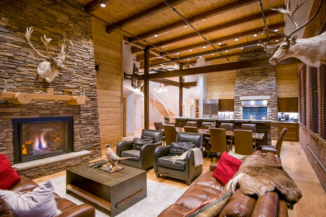 Building Photo - Shorehaus Lofts